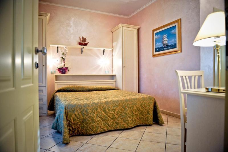 Hotel Residence Veliero Риччоне Номер фото