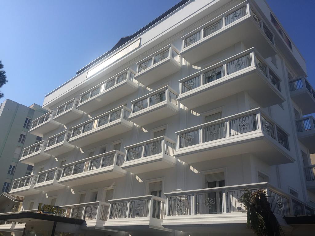 Hotel Residence Veliero Риччоне Екстер'єр фото